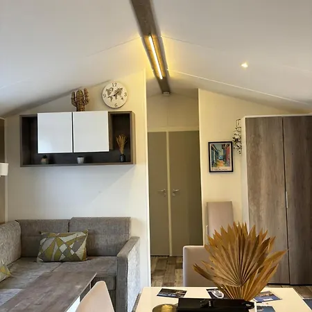 Campingplads Escapade Au Ferret - Mobil Confort 3 *