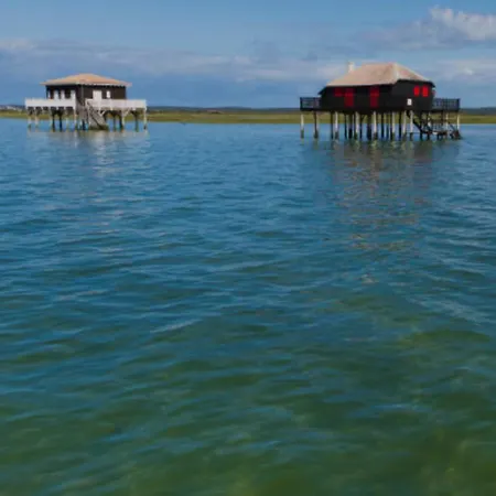 Campingplads Escapade Au Ferret - Mobil Confort 3 *